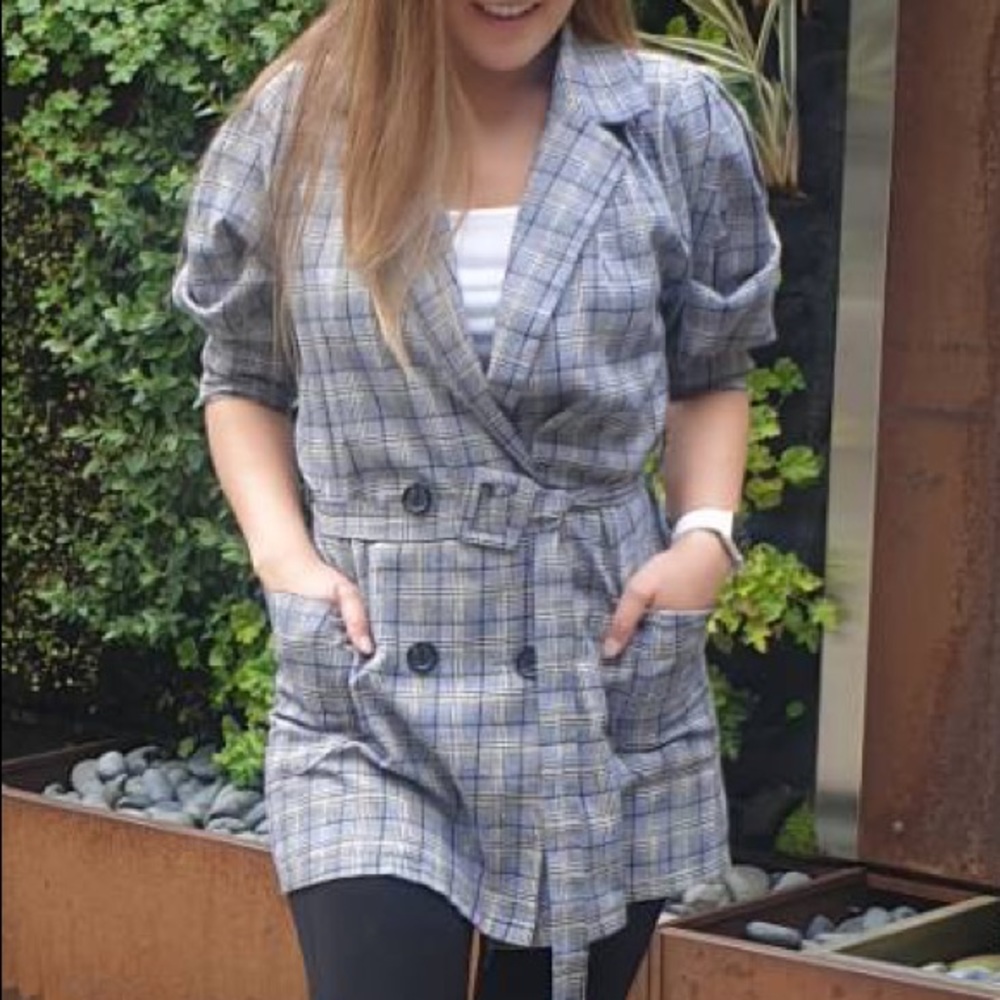 Blazer dress with belt